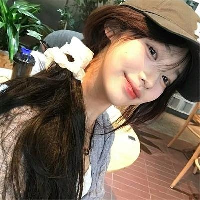 山上的松树
